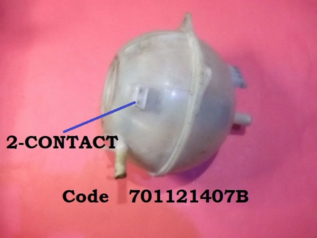 Coolant expansion tank/reservoir 701121407B