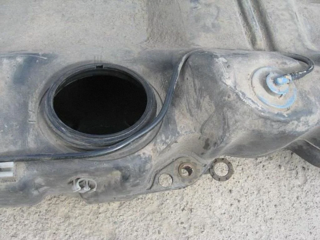 Fuel tank 7700483245
