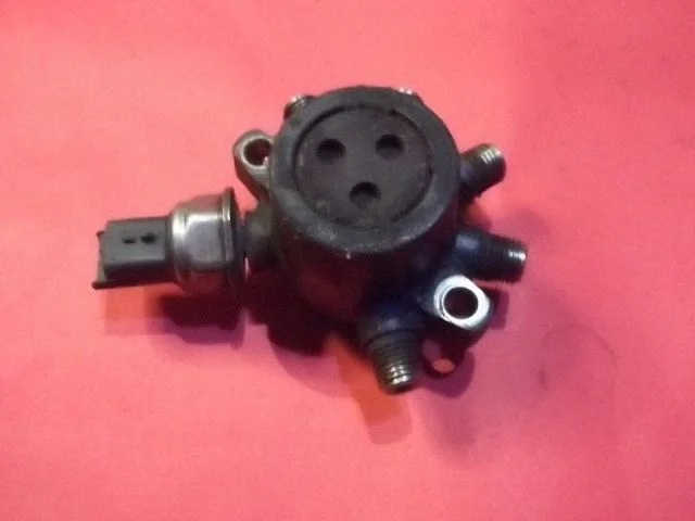 Fuel main line pipe 1S4Q9D280AA
