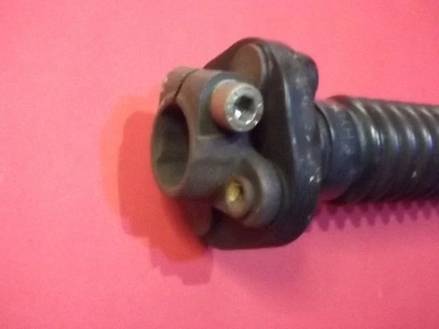 Steering wheel axle HYDRA4387