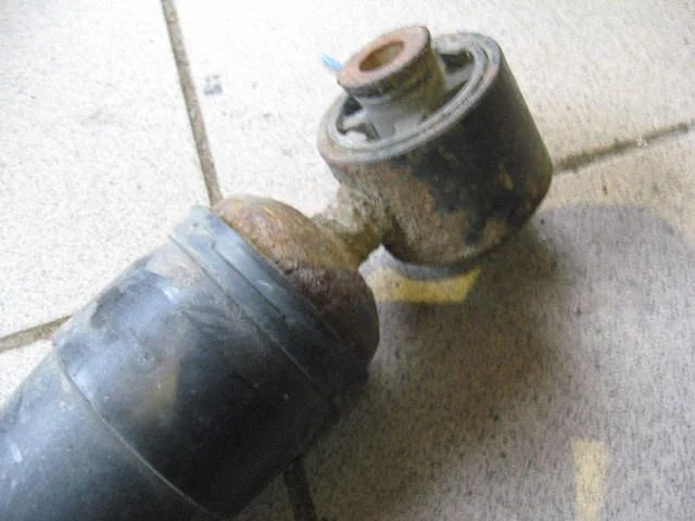 Rear shock absorber/damper 290739