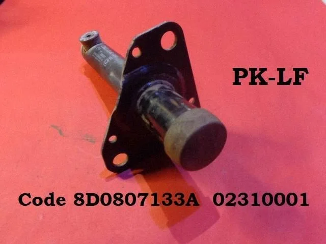 Front bumper mounting bracket 8D0807133A