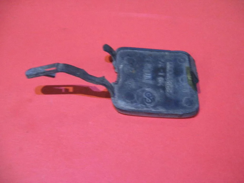 Front tow hook cap/cover G000009687