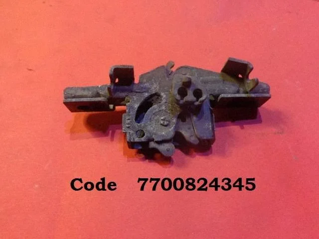 Engine bonnet/hood lock/catch 7700824345