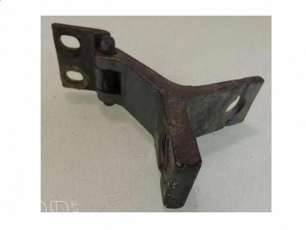 Front door upper hinge 893831401