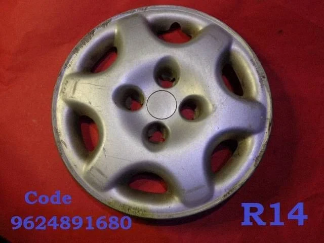 Originalus R14 rato gaubtas (-ai)