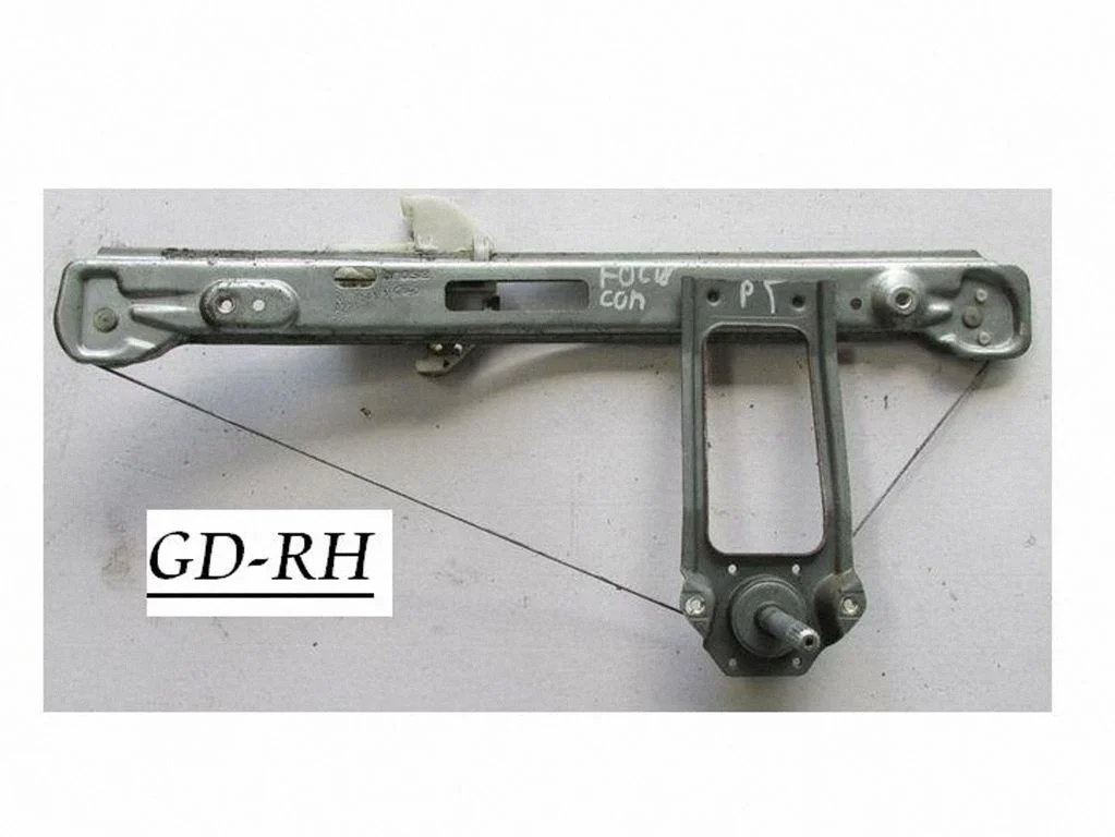 Rear door manual window regulator XS41A27000