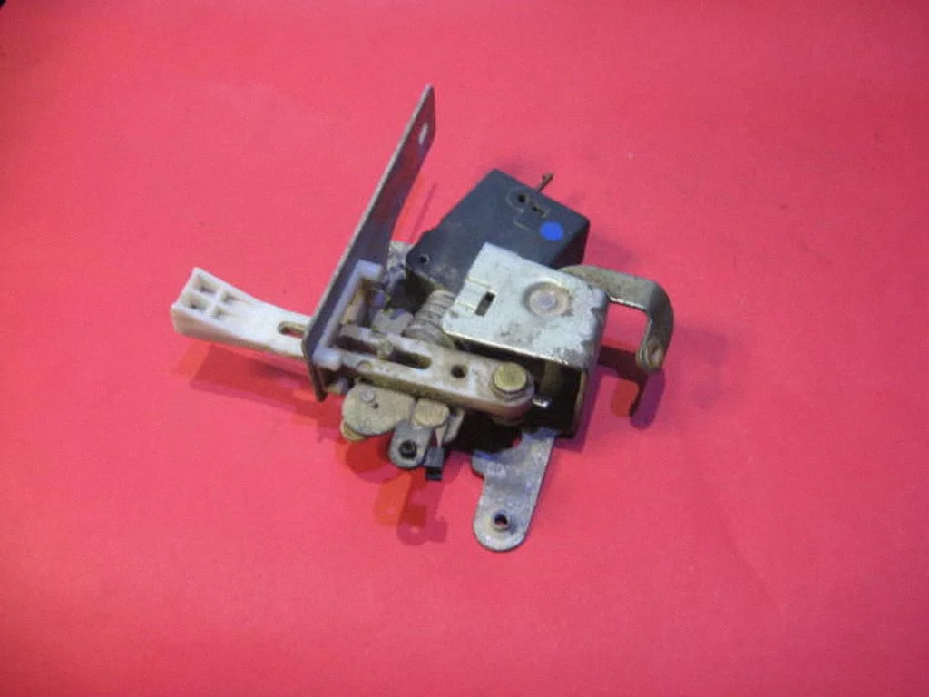 Sliding door lock DIKMG1C