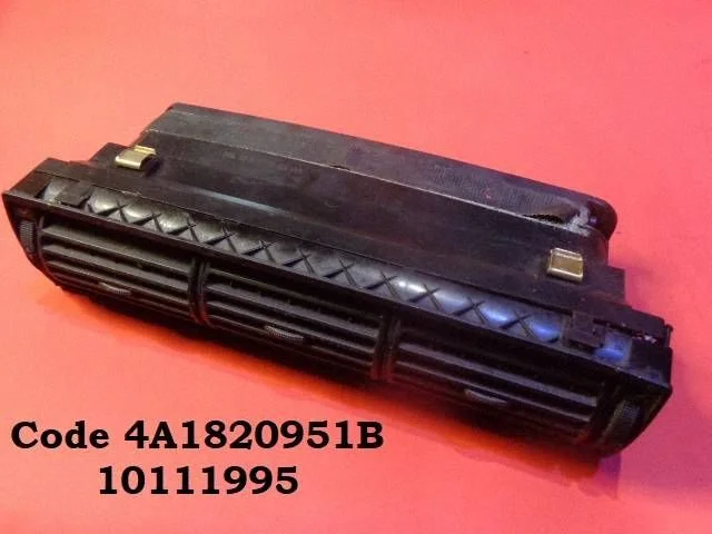 Dash center air vent grill 4A1820951B