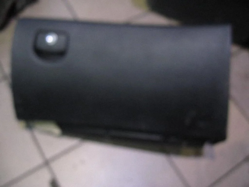 Glove box 9629442680
