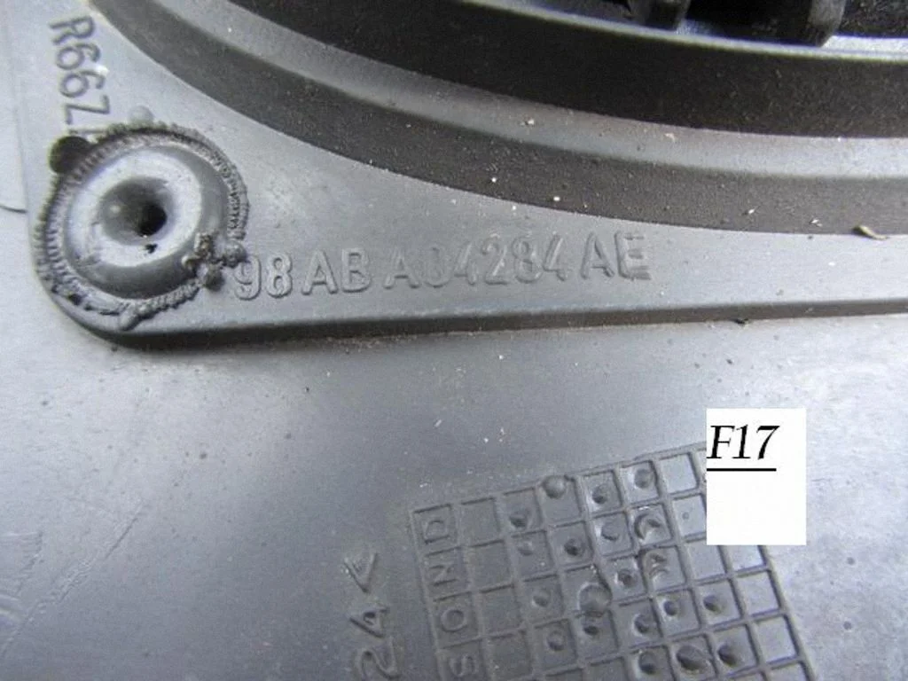 Dash center air vent grill 98ABA04284AE