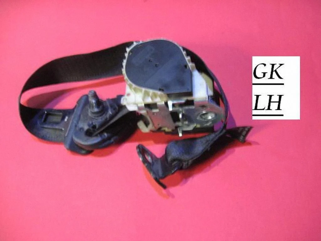 Rear seatbelt 09153491
