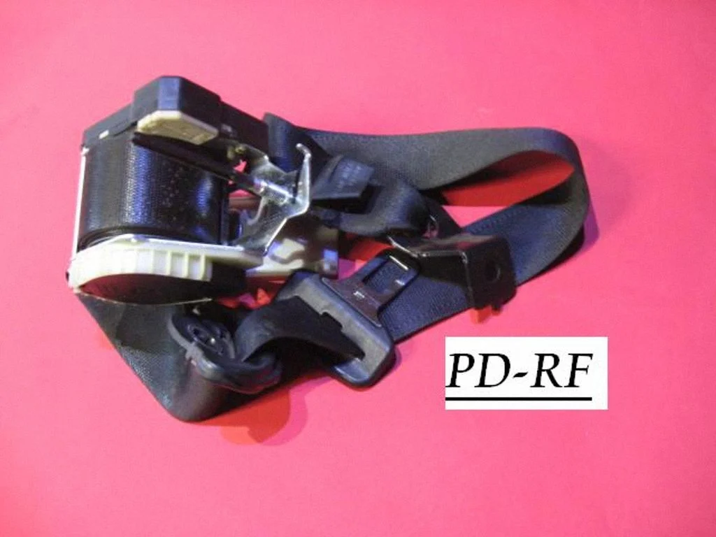Front seatbelt 90560636