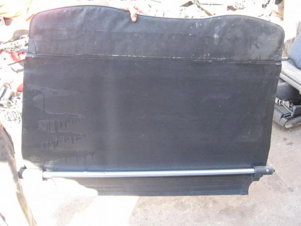 Parcel shelf load cover – centre
