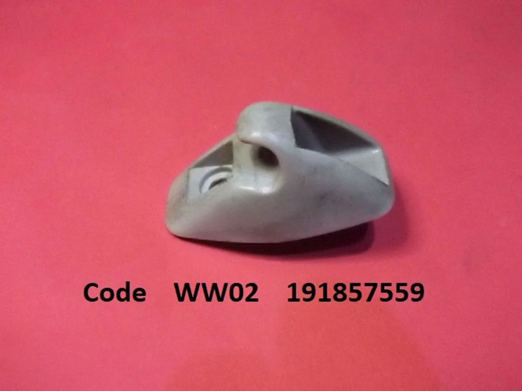 Sun visor clip/hook/bracket WW02