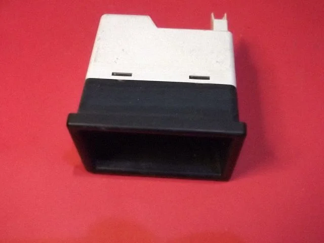 Clock 466686 – Volvo 460 (1990-1996)