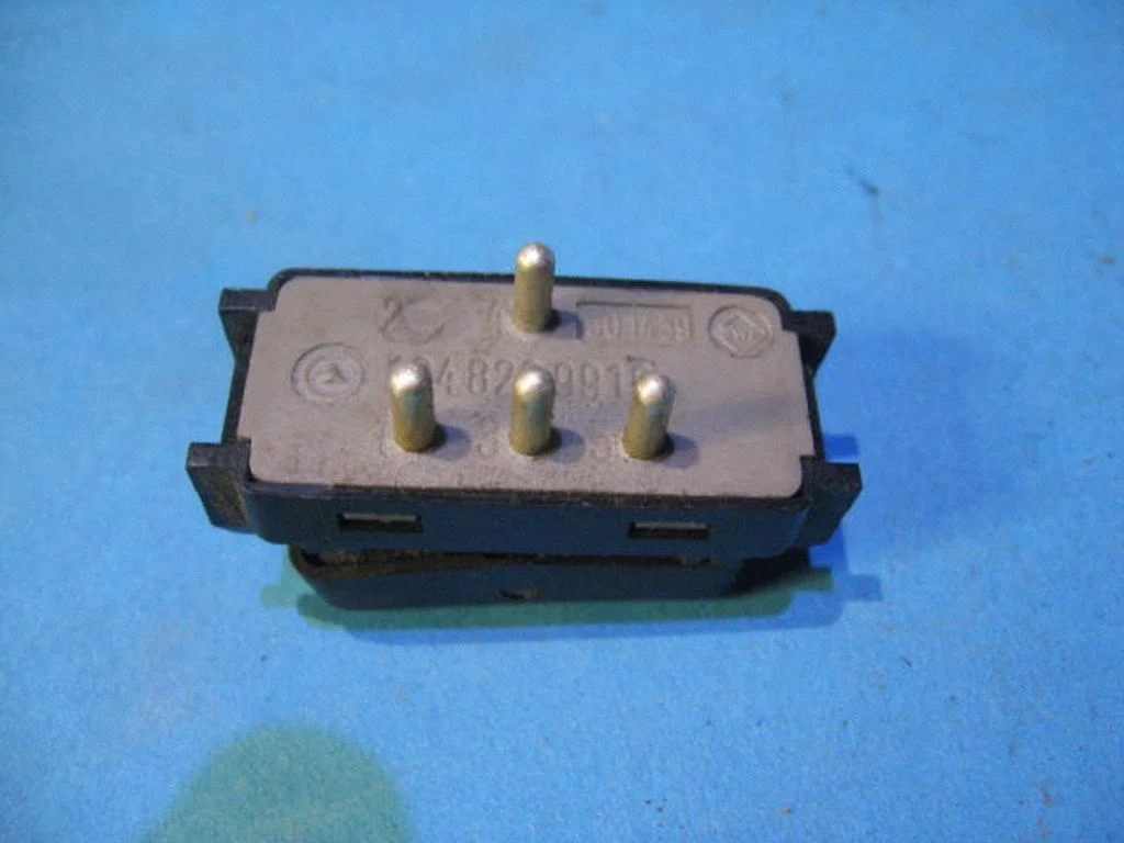Seat control switch 1248209910