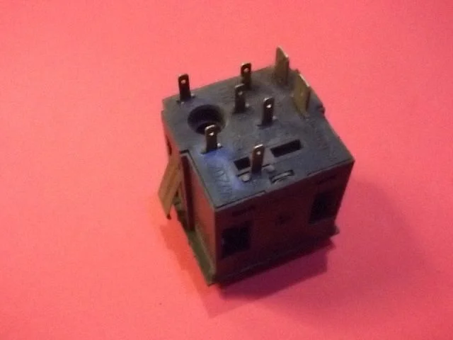 Light switch 321941531G