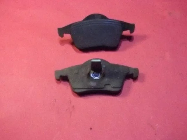 Brake pads (rear) PAD1075