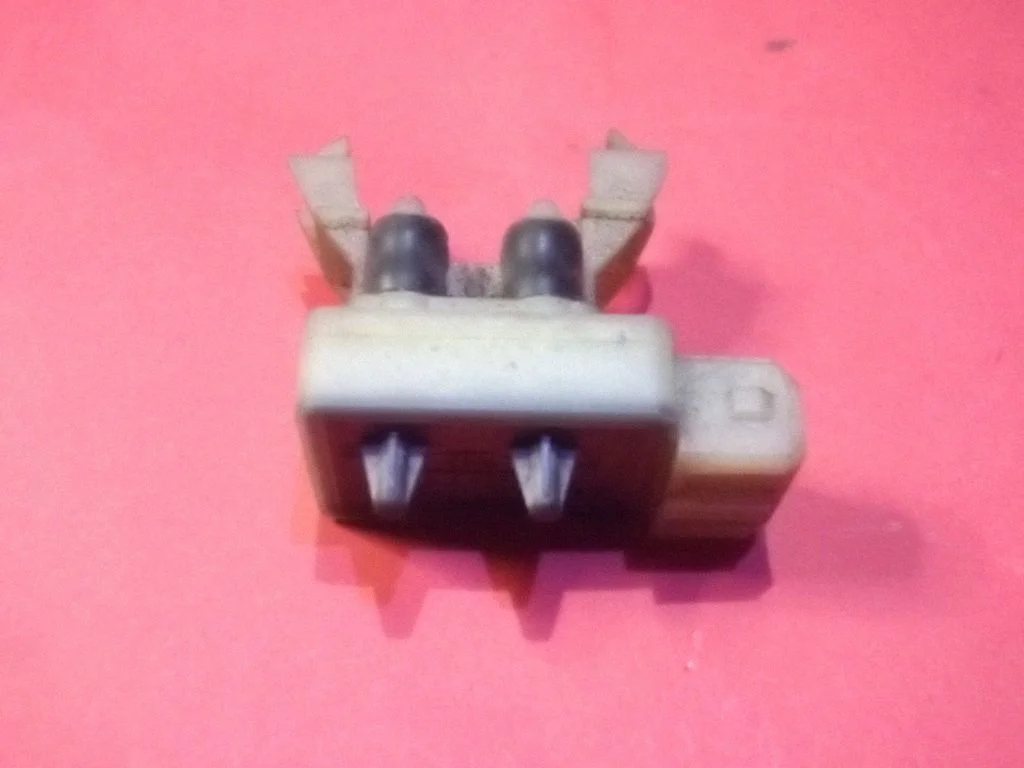Inny czujnik 93BG14017AB