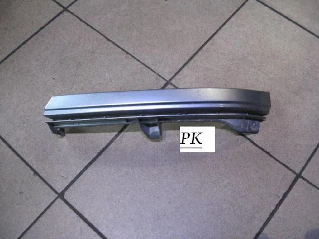 Under headlight/headlamp trim 90580651