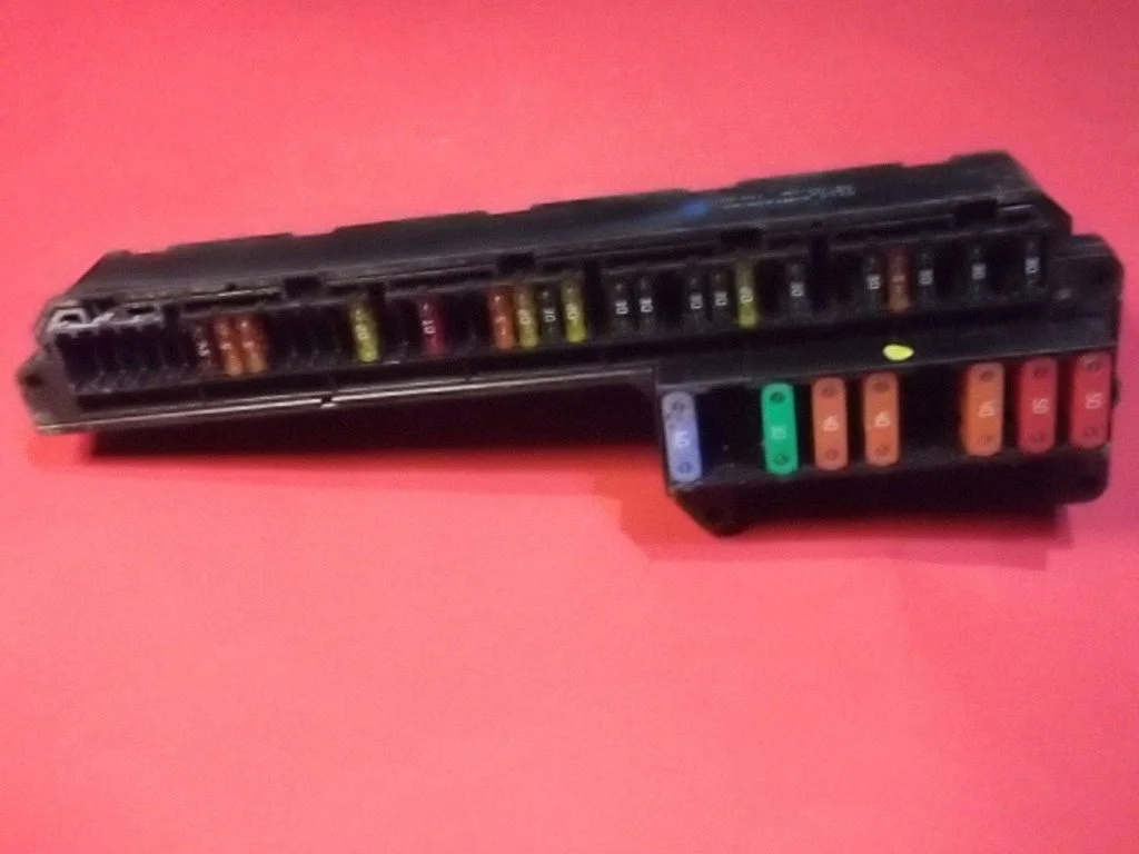 Drošinātāju bloks 695733002