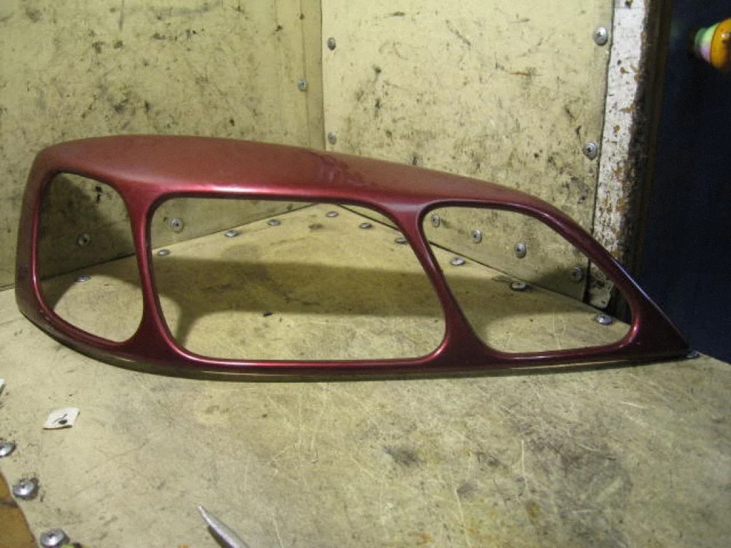 Under headlight/headlamp trim KOMPLEKTAS2VNT