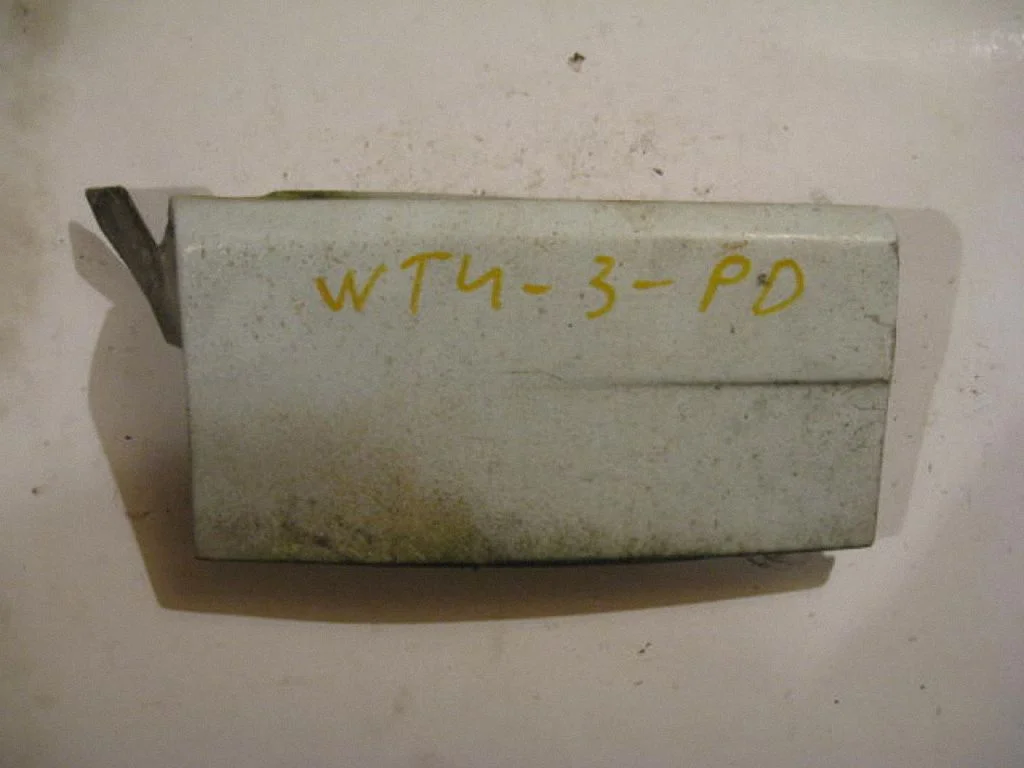 Under headlight/headlamp trim NURODYKITEKURIPUSE