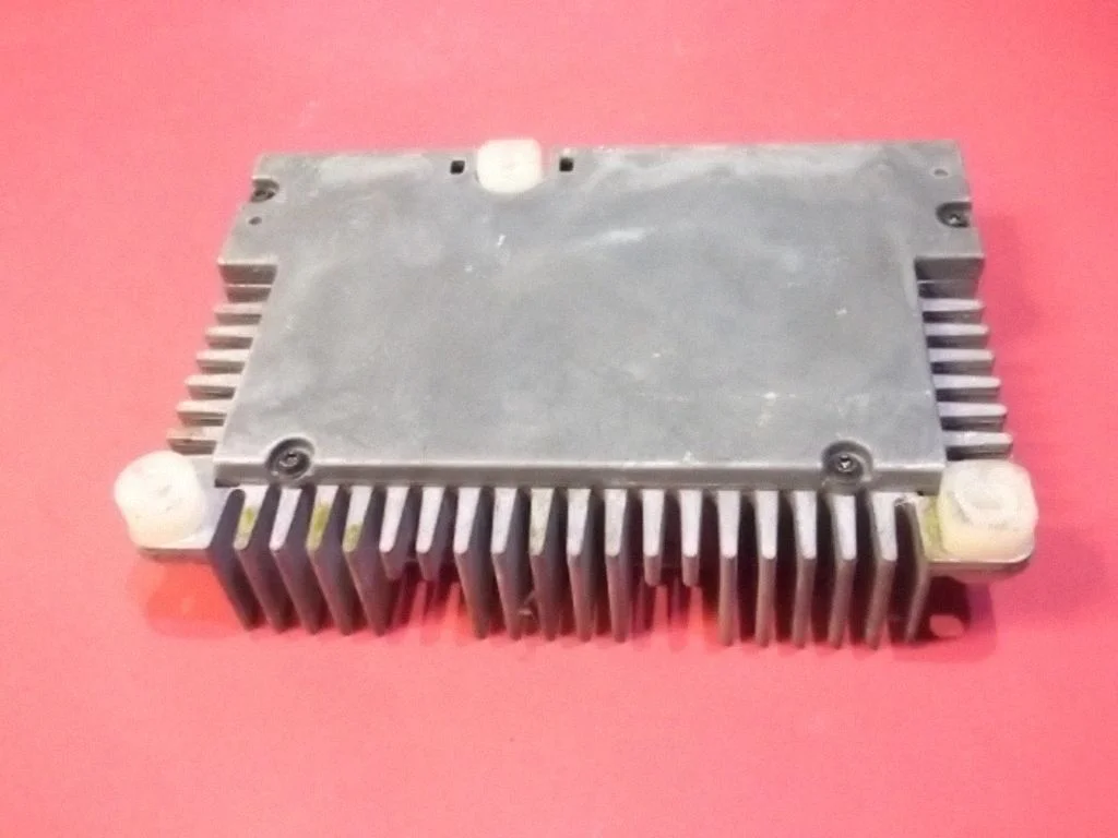 Helivõimendi 94AP18T806AA
