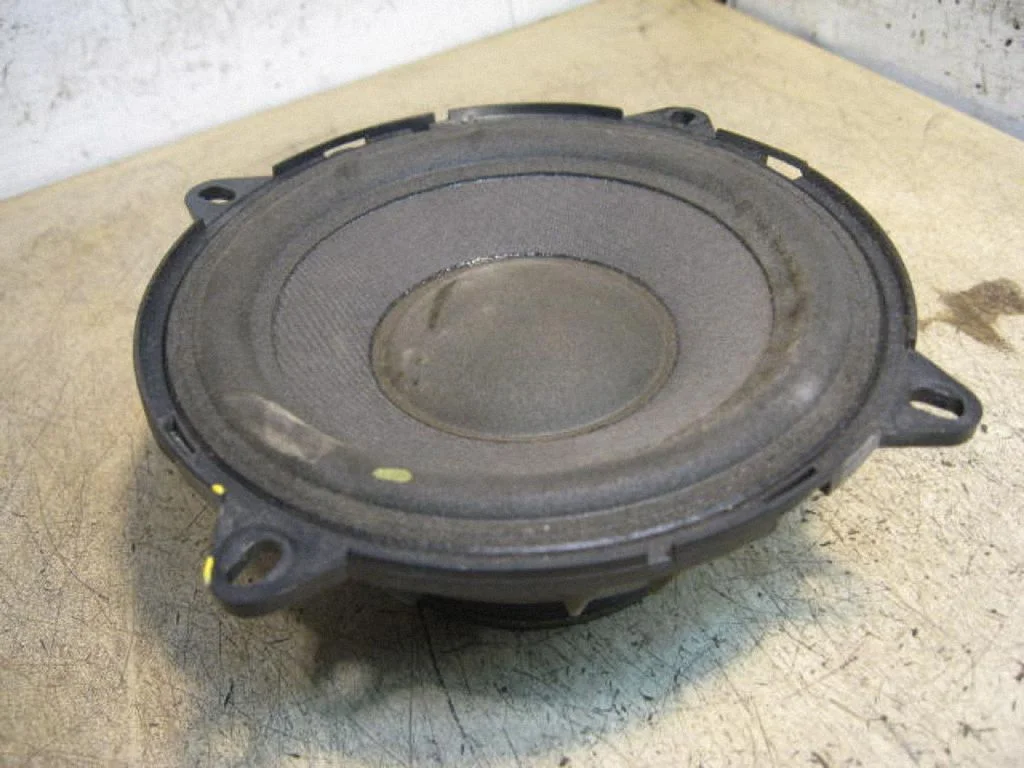 Parcel shelf speaker KOMPLEKTAS2VNT