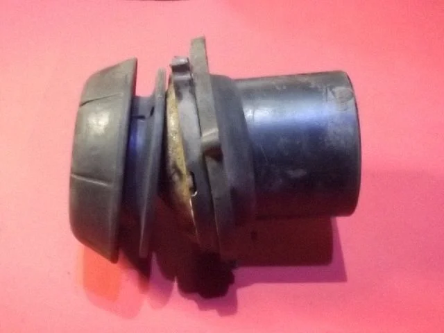 Coil spring mount 90538936