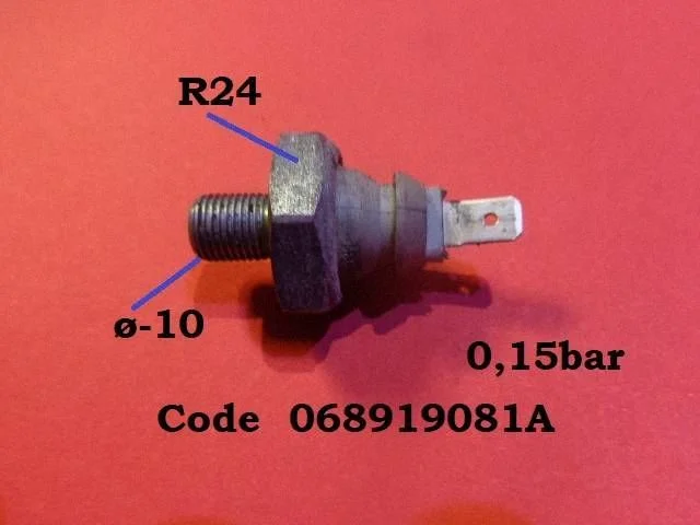 Czujnik ciśnienia oleju 068919081A