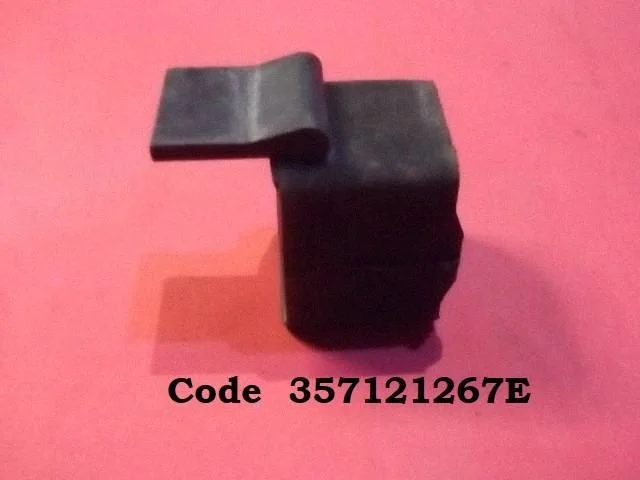 Radiaatori kinnitusklamber 357121267E
