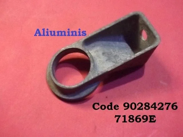 Radiaatori kinnitusklamber 90284276