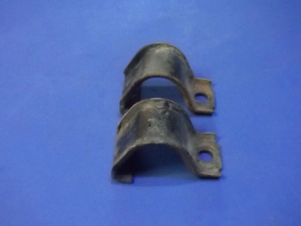 Sway bar bush bracket, front 90567327