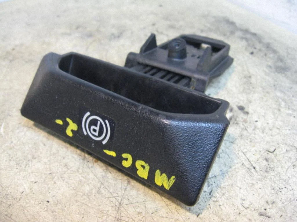 Hand brake release handle 2024270312