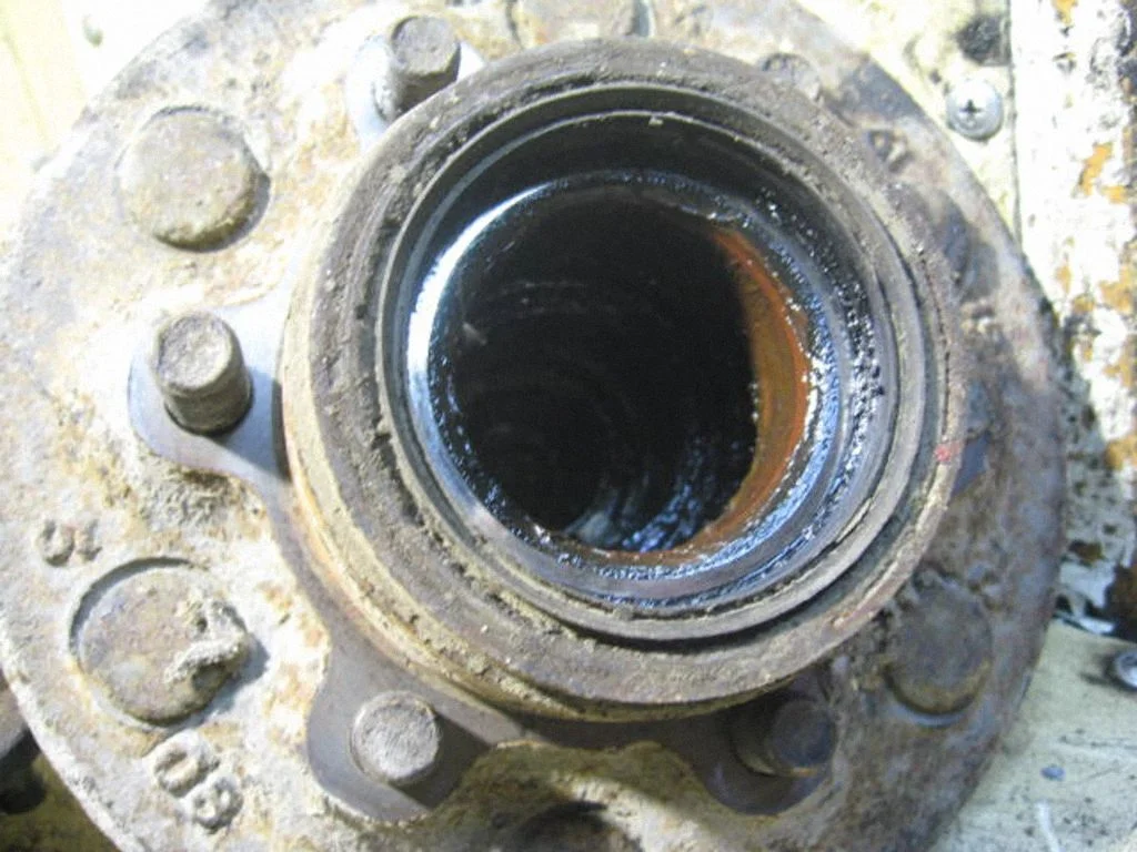 Hub lock