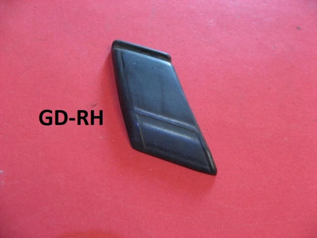 Rear fender molding trim 8675942