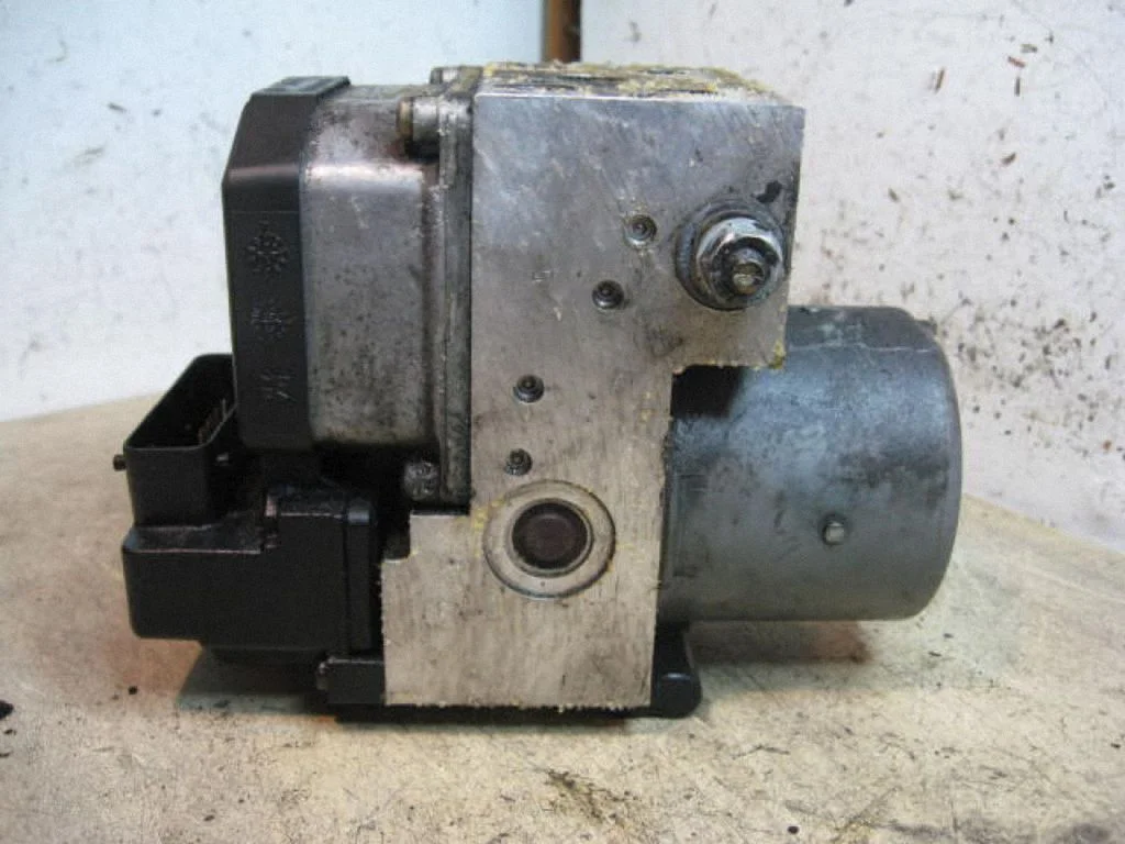 ABS block BOSCH02730045160265220582