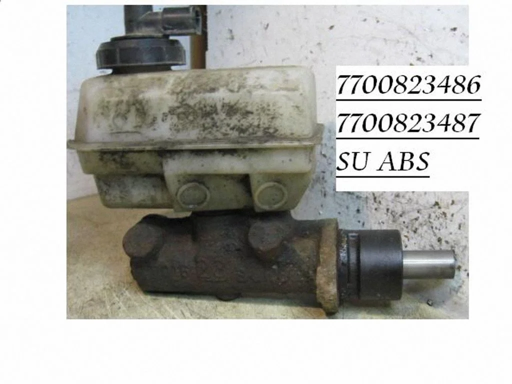 Master brake cylinder 7700823486