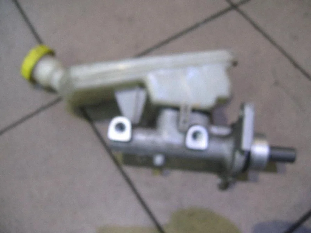 Master brake cylinder 320670934601R6