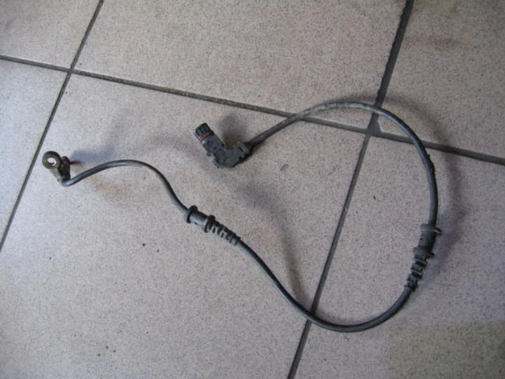 Esimene piduri ABS-andur – Mercedes-Benz C-klass W203 (2000-2007)