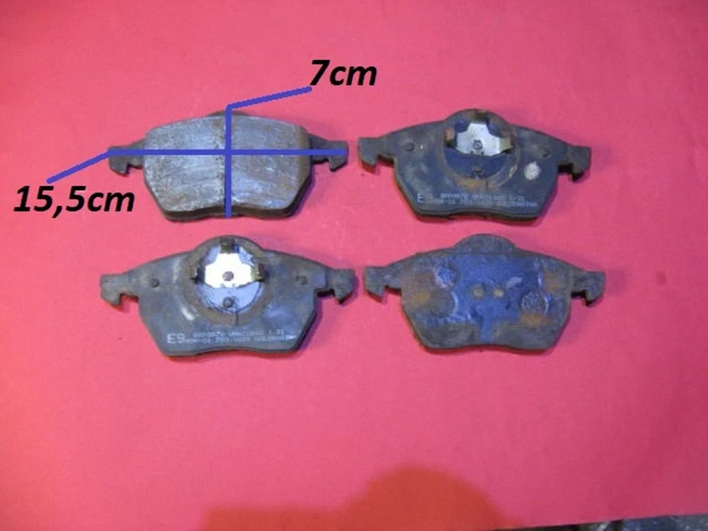 Brake pads (front) – Audi A4 S4 B5 8D (1999-2000)
