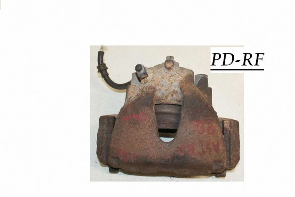 Front brake caliper 54645