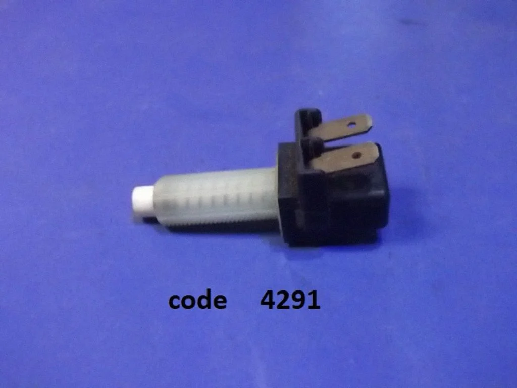 Brake pedal sensor switch 82GB13480AA