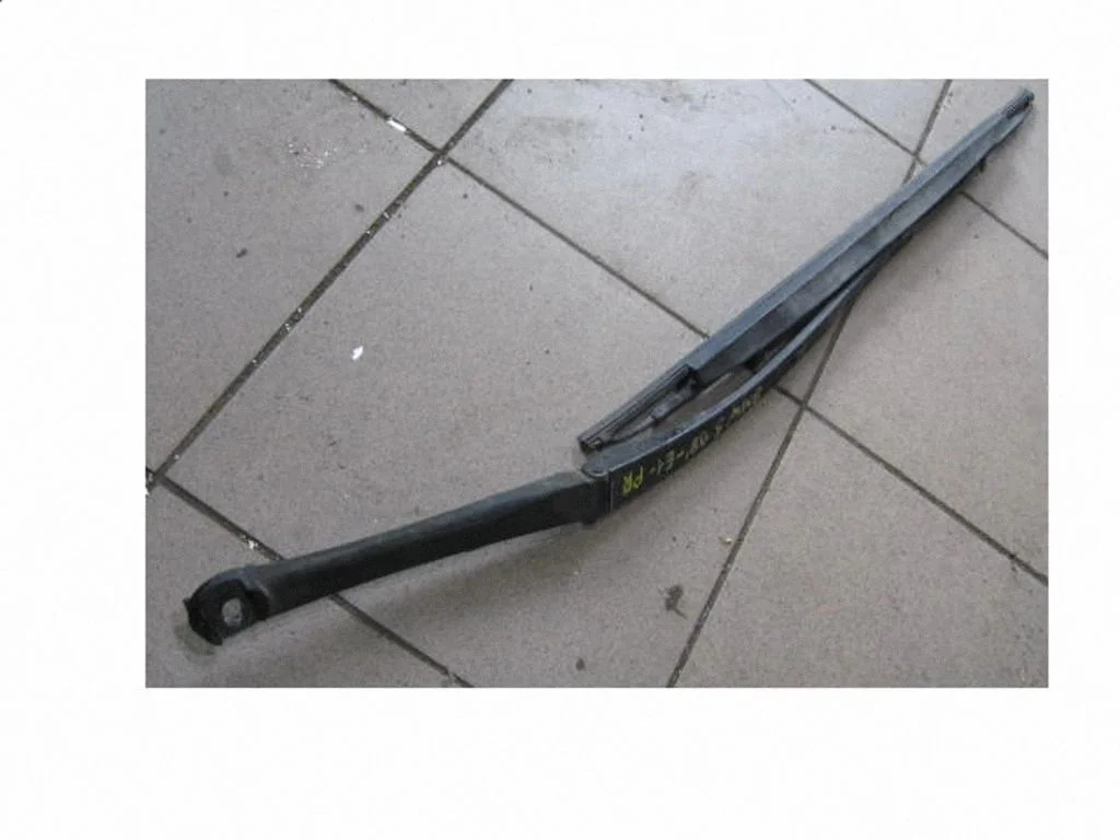 Front wiper blade arm 8209879