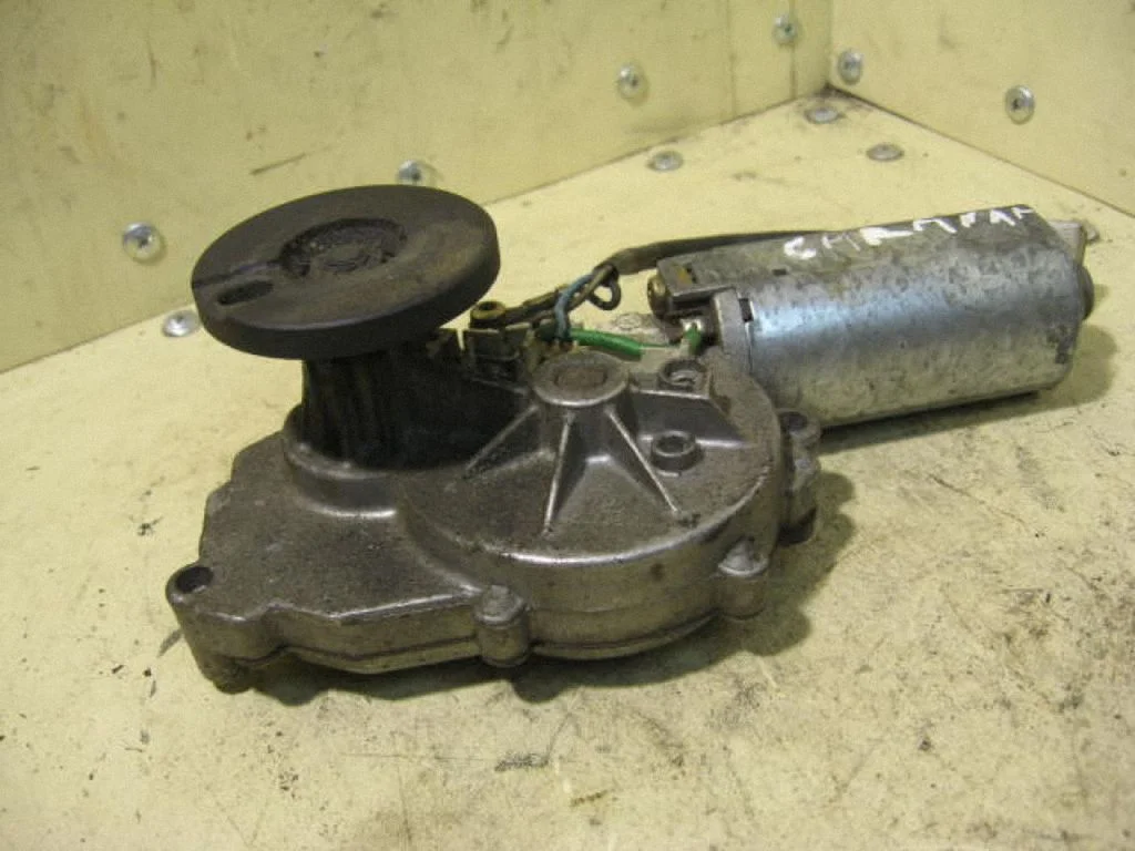 Rear window wiper motor BOSCH0390206511