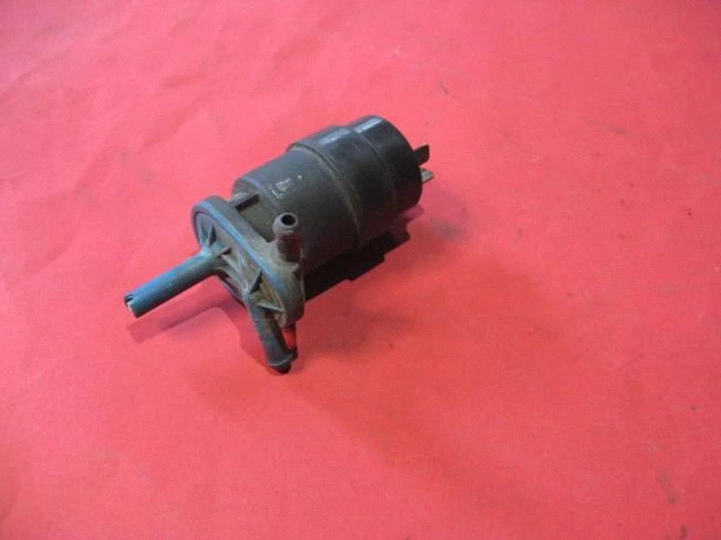Windscreen/windshield washer pump 487329