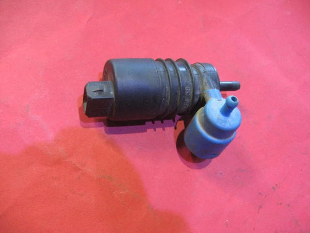 Klaasipesuvedeliku pump (klaaside) 090586632