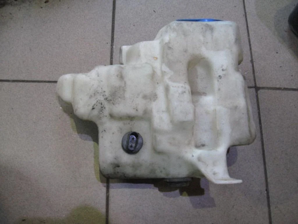 Windshield washer fluid reservoir/tank 1J0955453KL